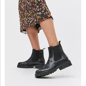 Vagabond Kenova Chelsea Boots